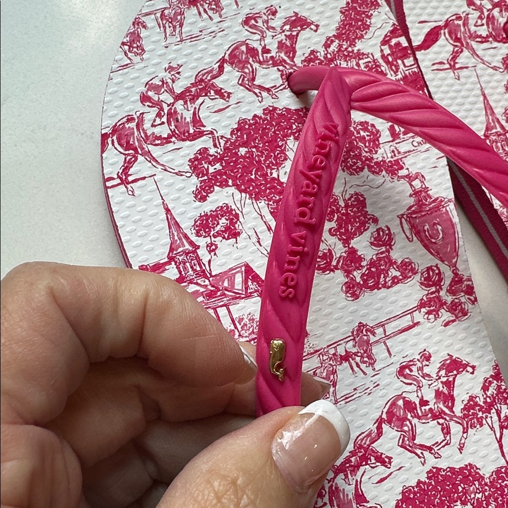 NWT Vineyard Vines Flipflops - Picture 3 of 7